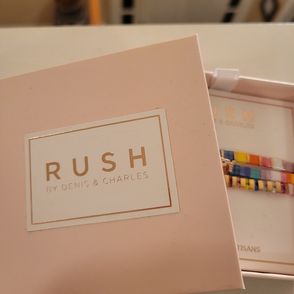 Fun Stackable "Happy" Stretch Bracelet by RUSH NIB - Picture 4 of 4